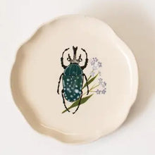 Load image into Gallery viewer, 8" Botanical Beetle Plate