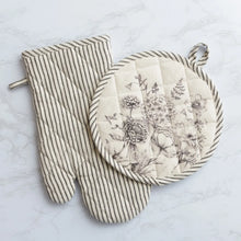 Load image into Gallery viewer, Oven Mitt - Pot Holder