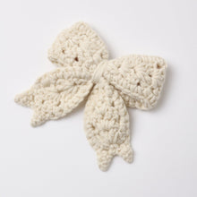 Load image into Gallery viewer, Crochet Bow