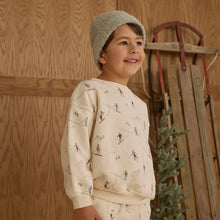 Load image into Gallery viewer, Relaxed Sweatshirt - Skiers