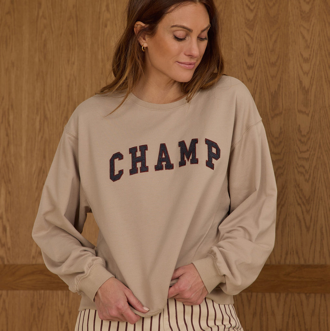 Oversized Sweatshirt (womens)