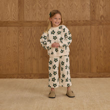 Load image into Gallery viewer, Oversized Sweatshirt - Daisy