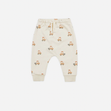 Load image into Gallery viewer, Quincy Mae Sweatpants (2 styles)