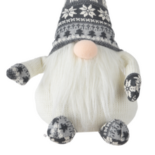 Load image into Gallery viewer, Snowflake Hat Gnome