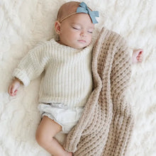 Load image into Gallery viewer, Saranoni Waffle Knit Mini Blanket