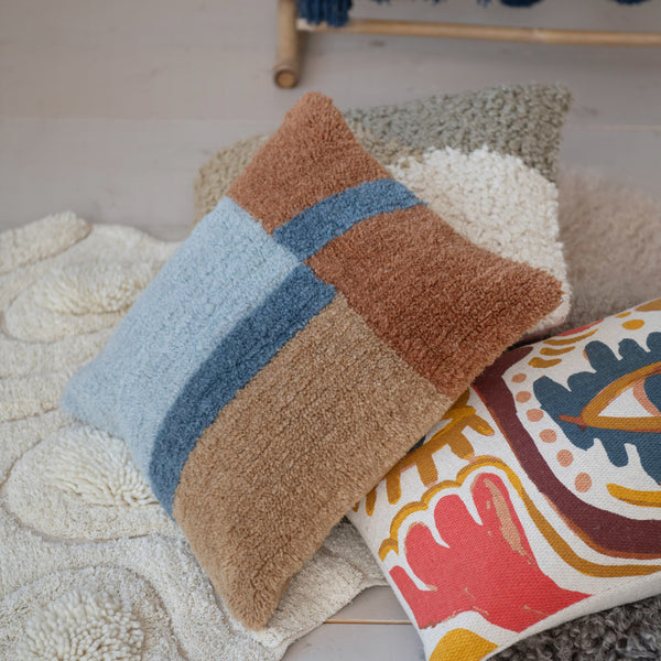 18" New Zealand Wool/Cotton Tufted Pillow