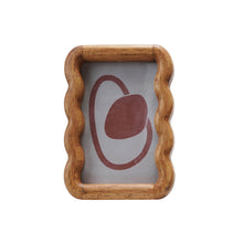 Load image into Gallery viewer, Scalloped Wood Frame