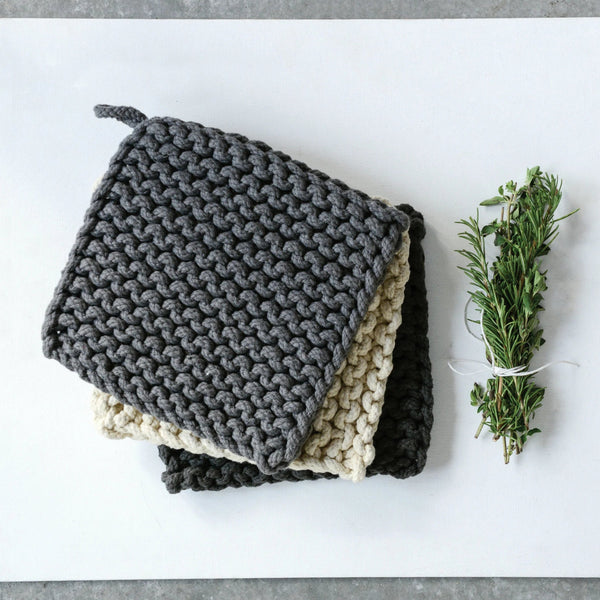 Charcoal/Ivory Crocheted Pot Holder