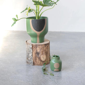 Green Vase/Brown Circle