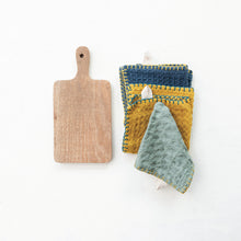 Load image into Gallery viewer, S/4 Stitched Dish Cloths &amp; Wood Board Set