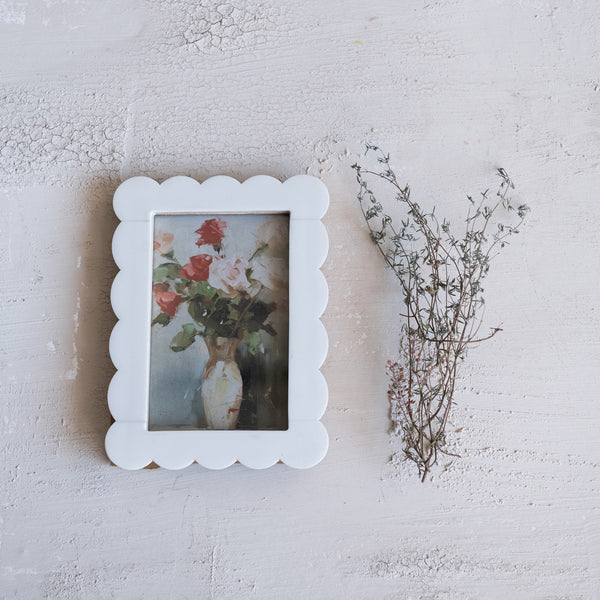 4x6 Resin Scalloped Frame