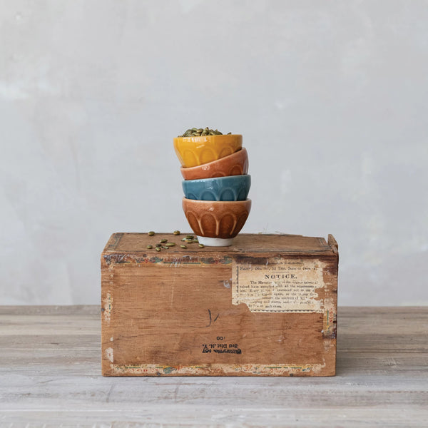 Scalloped Stoneware Pinch Pot