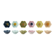 Load image into Gallery viewer, Stoneware Flower Shaped Bowl