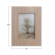 Load image into Gallery viewer, The 4x6 Resin Striped Frame features vertical brown and white stripes and displays a leafless tree drawing at the center, with measurement labels along its sides. Frame size: 8.5 x 6.5 inches; photo opening: 4x6 inches.