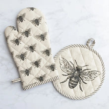 Load image into Gallery viewer, Oven Mitt - Pot Holder