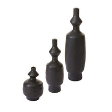 Load image into Gallery viewer, Sculptured Black Vase